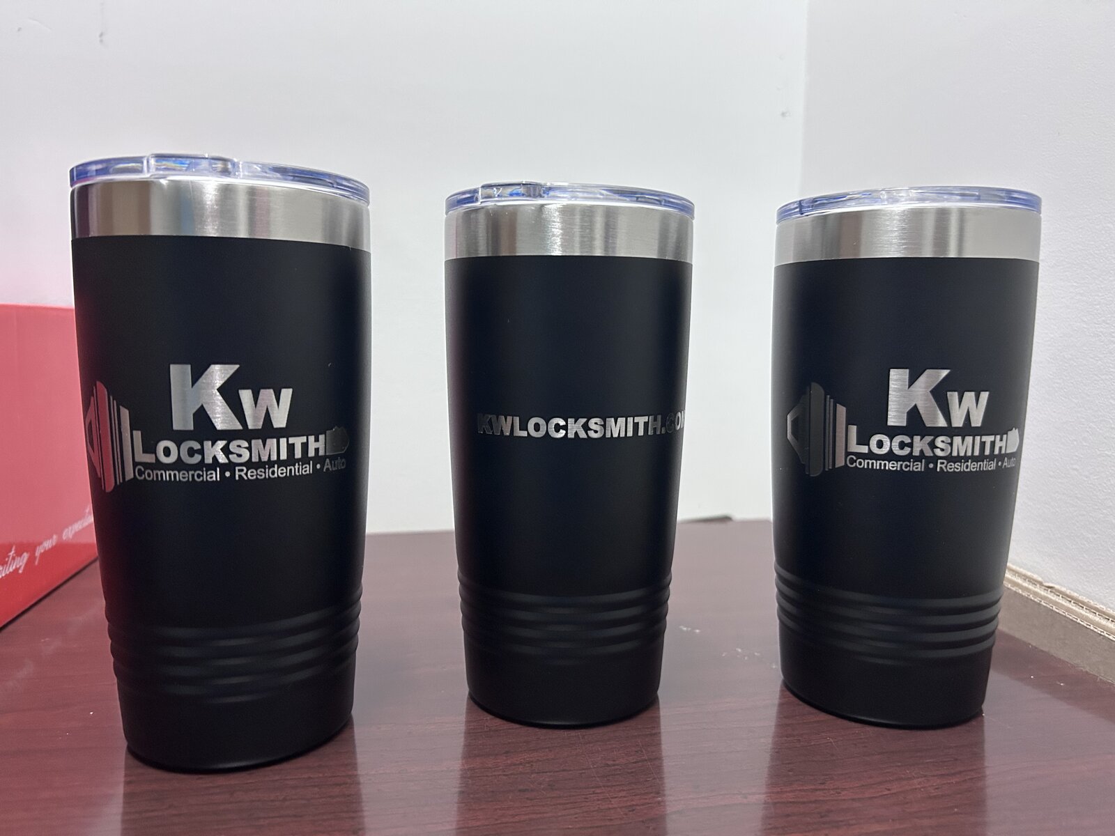 KW Locksmith — 20oz black tumblers · logo front, web address back